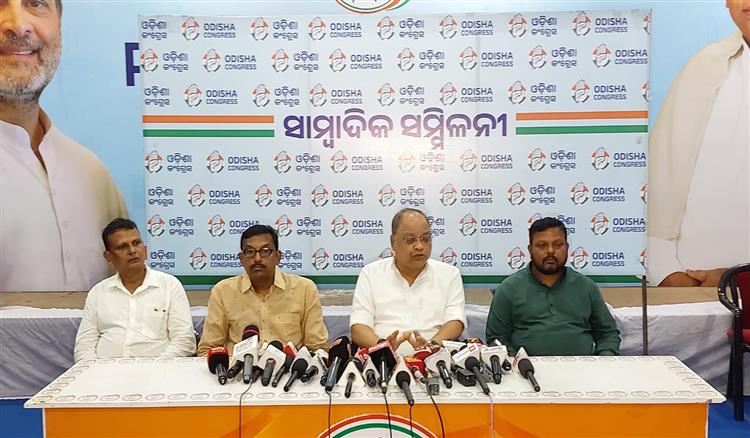 Bisforana:Due-to-political-and-administrative-patronage-the-violent-activities-of-the-sand-mafia-in-Satyabhada-where-did-the-operation-cycle-of-the-security-supervisor-go