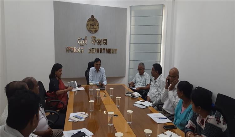 Bisforana:Meeting-on-the-establishment-of-handicraft-hubs-and-parks-in-Cuttack-Bargarh-and-Jajpur