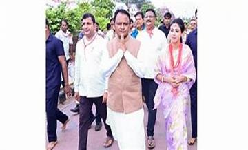 Bisforana:CM-launches-state-level-Vikas-Vahan-Yatra-to-mark-one-year-of-government