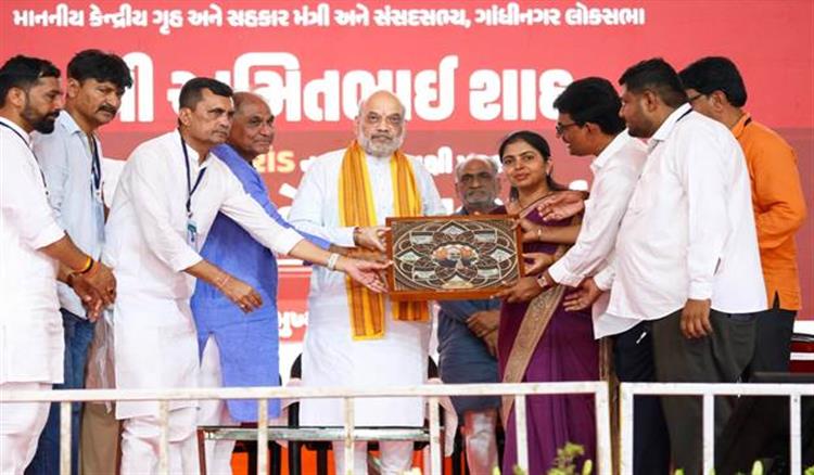 Bisforana:Gujarats-development-model-has-now-become-the-countrys-development-model