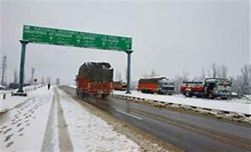 Bisforana:Jammu-Srinagar-National-Highway-opened-for-traffic