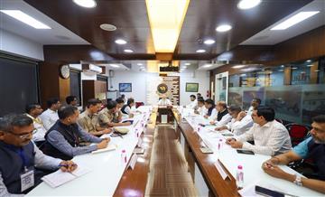 Bisforana:PM-meets-victims-of-tragic-air-crash-in-Ahmedabad