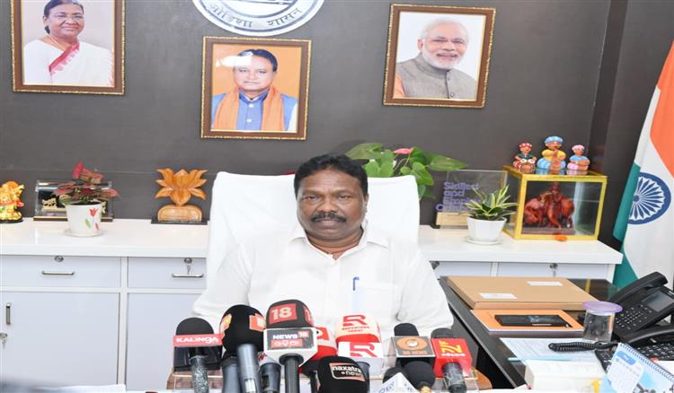 Bisforana:Press-Brief-of-Honble-Minister-on-Drinking-Water-Supply